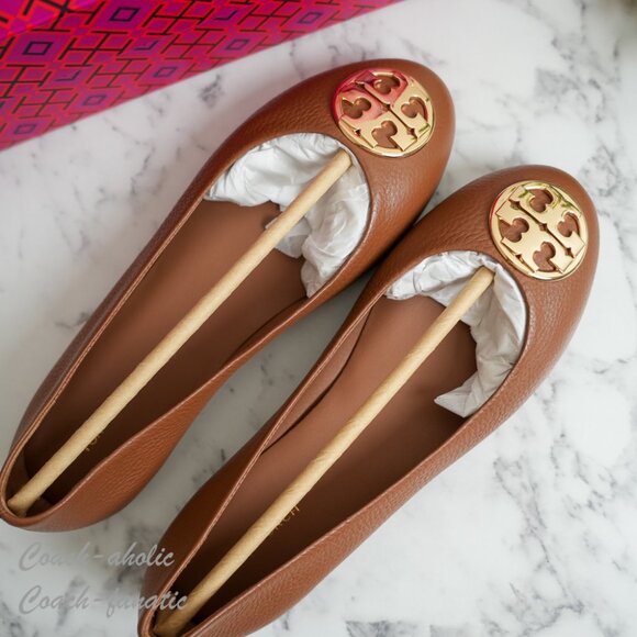 NIB Tory Burch Signature Logo Classic Chelsea Ballet Flat in Royal Tan/Gold - Picture 3 of 9